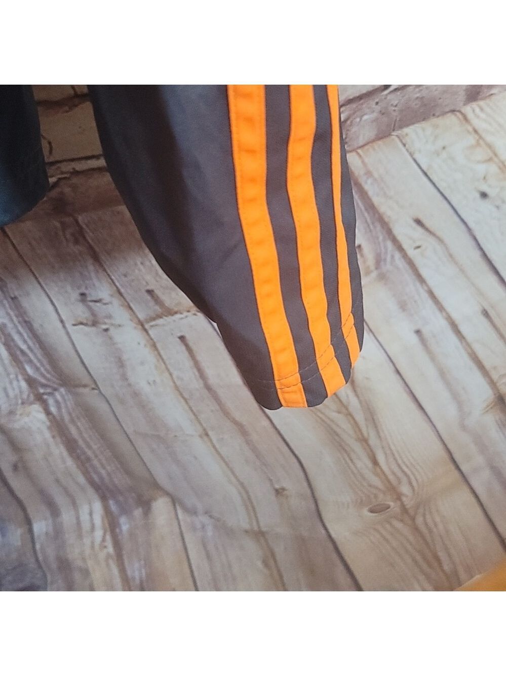 Nwot Adidas hooded windbreaker sz small - Picture 4 of 6